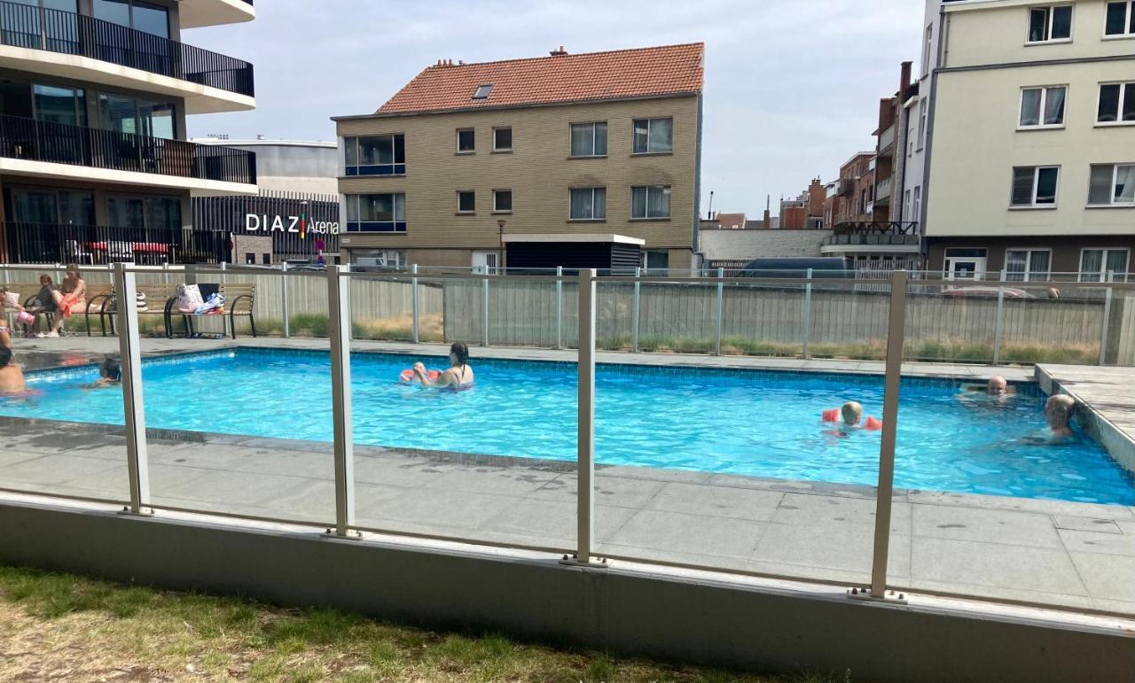 Oostende Luxury Seaview Studio - Large Terrace- Swimming Pool - Parking Екстер'єр фото